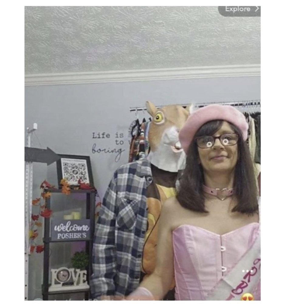 @chrissyhideaway When we Go Live! Come shop or just hang out! Like this Post!! - Picture 14 of 17